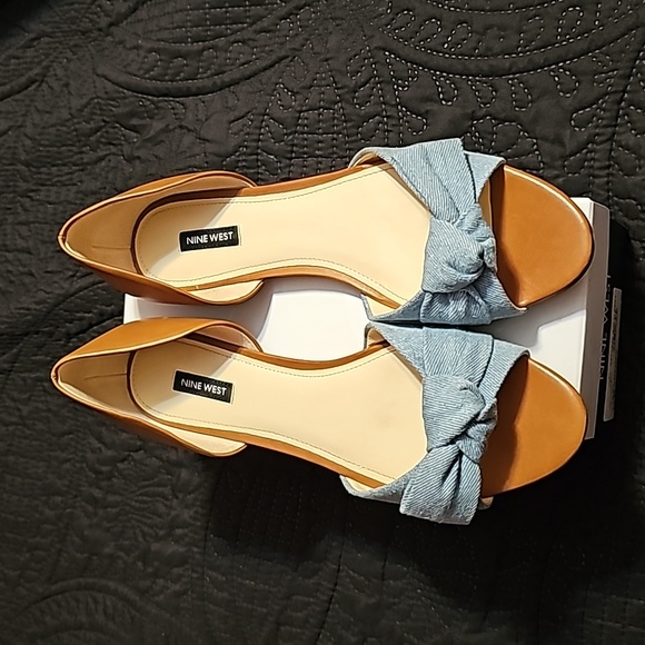 Bow Front D'Orsay flats - Picture 2 of 6